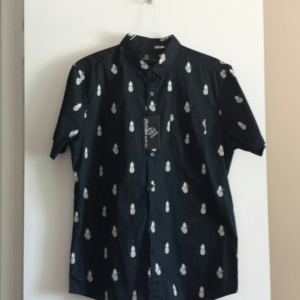 NWT Molokai Surf Co. Hawaiian Casual Shirt